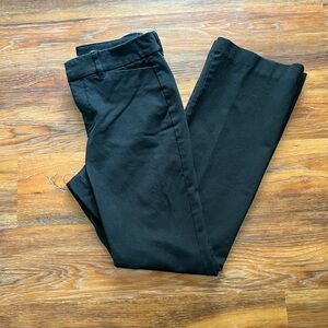 Old Navy Women’s Black High-Rise Pixie Pants - Size 6